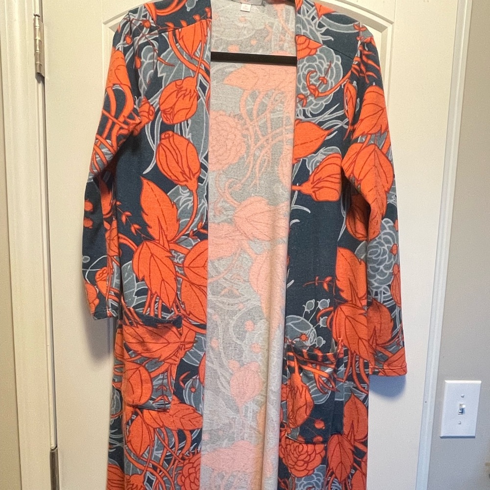 Sarah Cardigan by LuLaRoe size medium